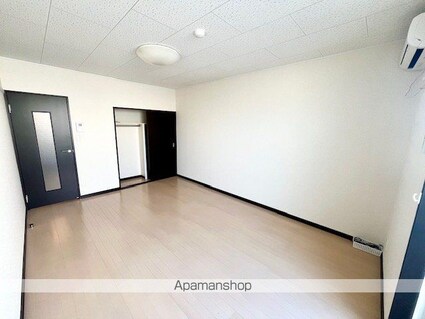 レオネクストＭｏｏｎＬｉｇｈｔ[1K/26.08m2]のリビング・居間1