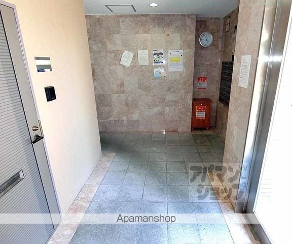 スールシャンブルの外観写真