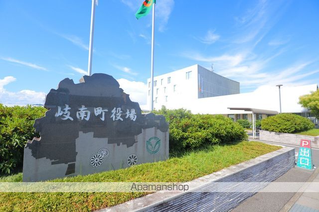 モンシャトー岐南の周辺写真