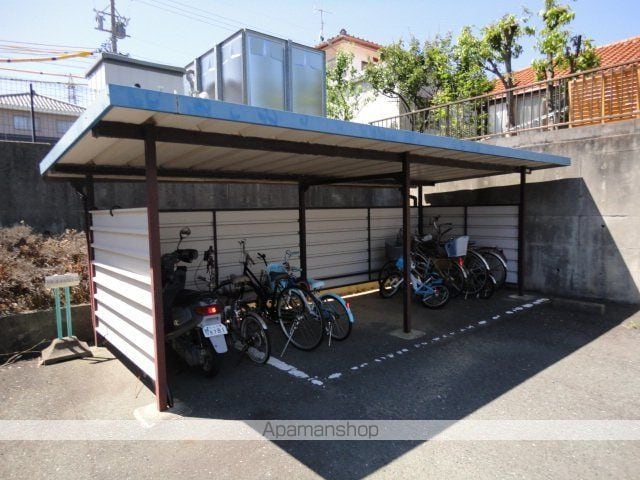ルグラン島津の玄関写真