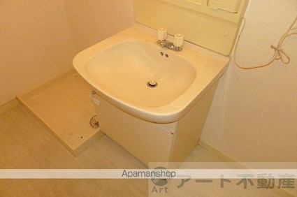 ハープ・スクウェアー[3LDK/66.34m2]の洗面所