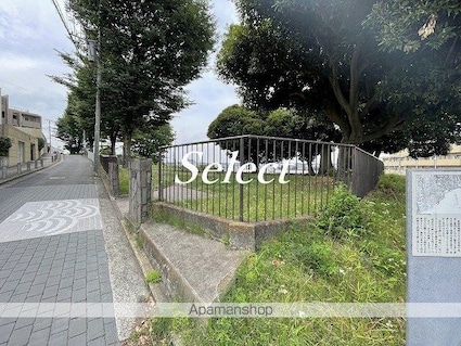 神奈川県横浜市神奈川区泉町[2DK/32.44m2]の周辺6