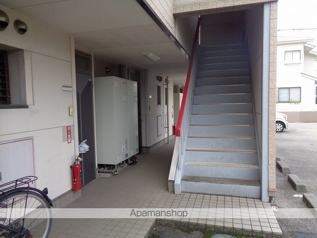 あさだA・Bの玄関写真