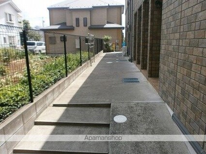 東京都武蔵村山市岸１丁目[1LDK/40.98m2]の共用部1