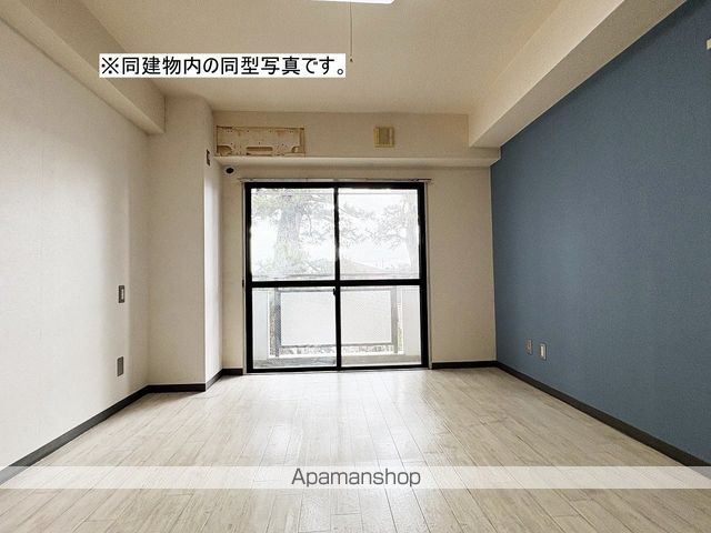 メイクスI八幡の内装写真