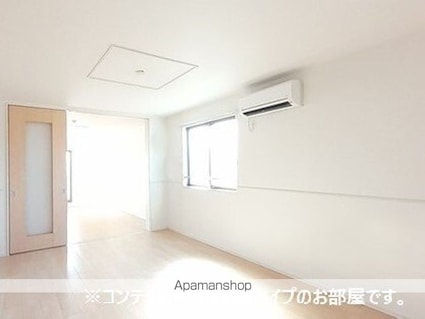 モンテリザイア紀和[1LDK/35.11m2]のリビング・居間