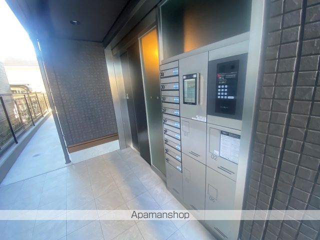 DーRESIDENCE辻子の玄関写真