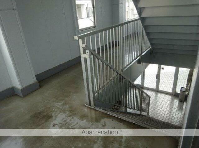 フラワーパークの内装写真