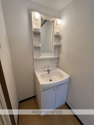 滋賀県守山市勝部１丁目[2LDK/51.3m2]の洗面所