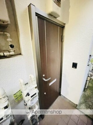 東京都中野区若宮２丁目[1R/17m2]のロビー
