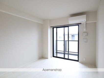 パークアクシス名古屋山王[1K/26.16m2]のリビング・居間