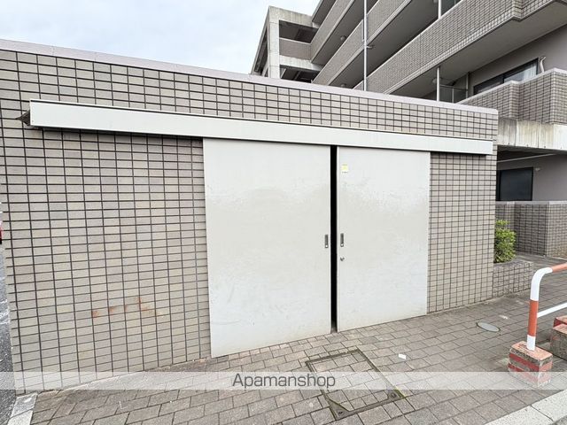 ブリリアントの外観写真