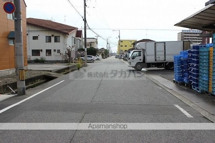 ローズエスポワール[1LDK/41.27m2]の周辺1