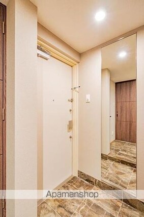 オーパスレジデンス南青山[2LDK/70.53m2]の玄関