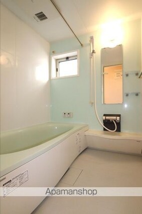 ドエルコート里吉　Ｃ[3LDK/83.98m2]のバス