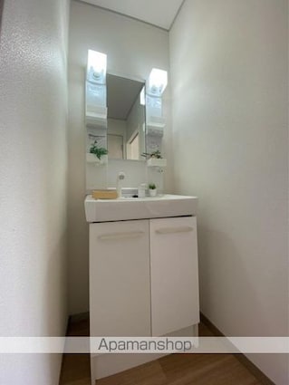 ウエストハイツ屋島[1LDK/50.93m2]の洗面所