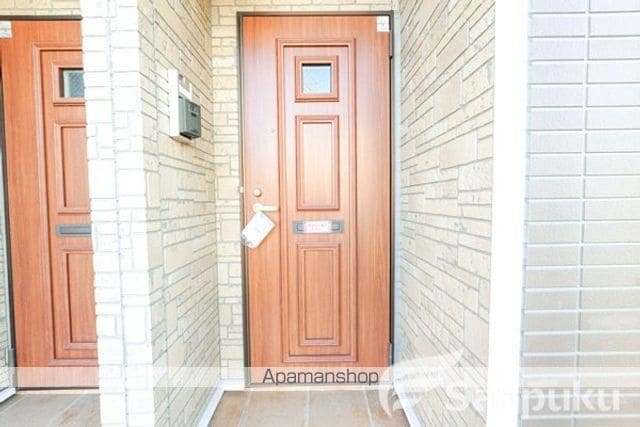 アリエスIの玄関写真