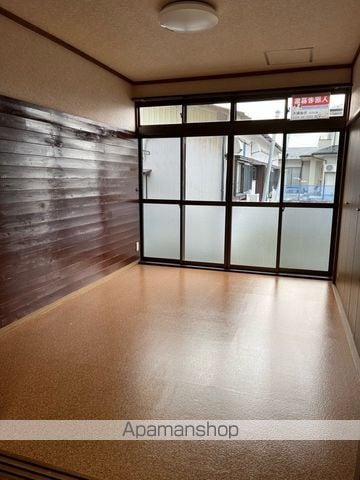 フラット水明の内装写真