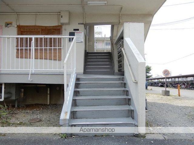 ビレッジハウス萩庄3号棟の玄関写真