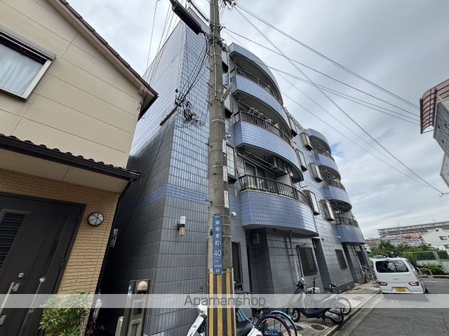 ロイヤルハイツ寝屋川の外観写真