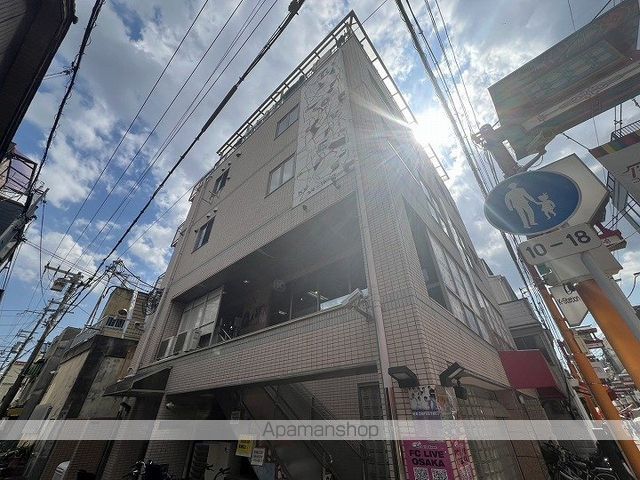 リースターハイツの外観写真