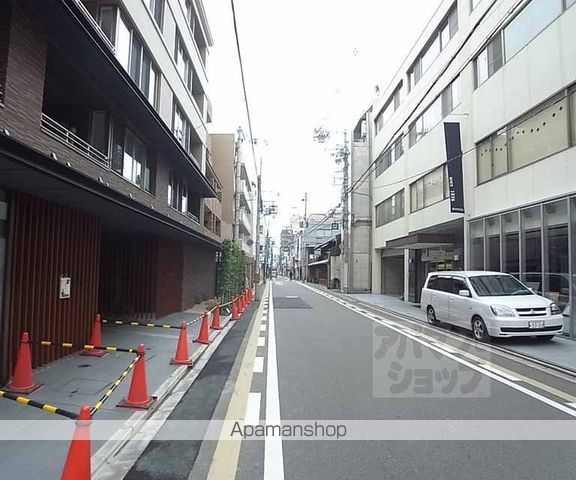 パークホームズ堺町御門の周辺写真