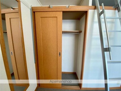 レオパレスル・レーヴ[1K/20.28m2]の収納2