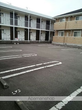 ＴＩＡＲＡ　Ⅰ[1LDK/42.8m2]の駐車場