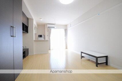 レオネクストカーサフェリーチェ[1R/26.5m2]のリビング・居間