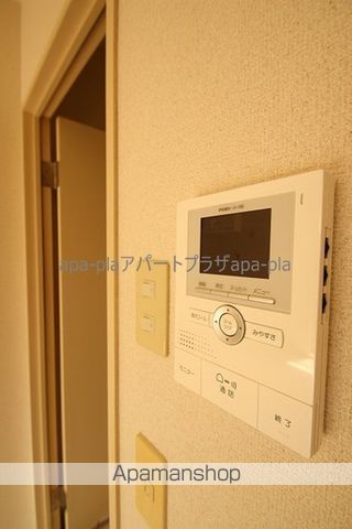 メゾネット三番館の内装写真
