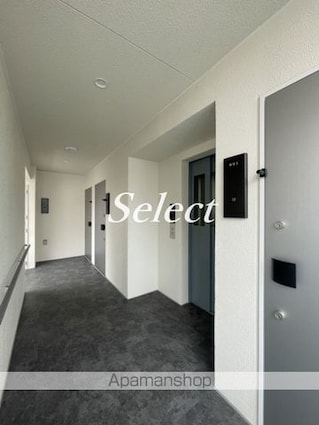 コンフォリア・リヴ関内[1R/42.59m2]の共用部5