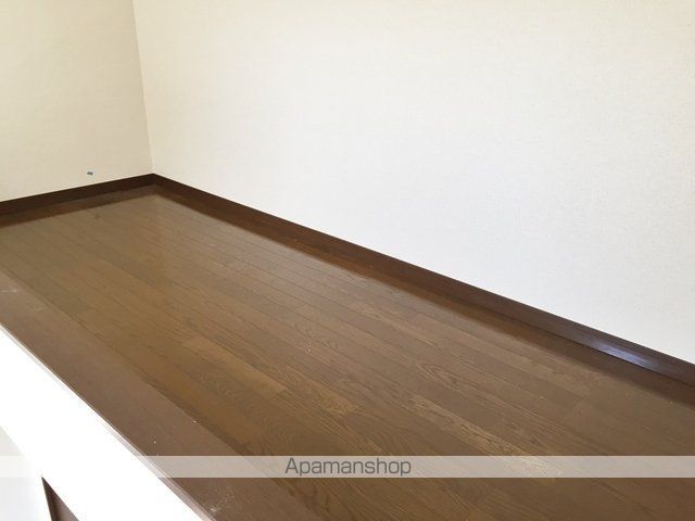 コリーヌ南光台I番館の内装写真