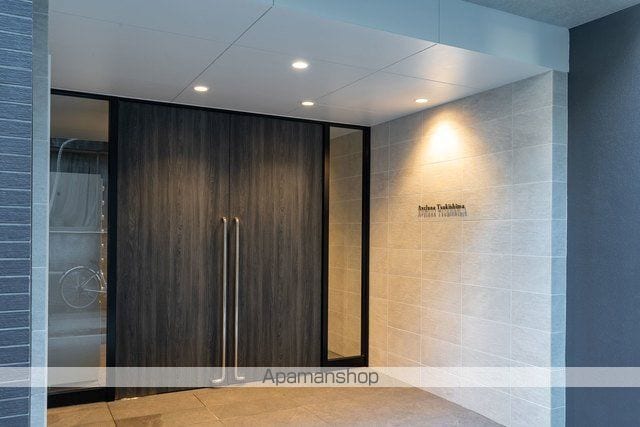 アヴェルーナ月島の玄関写真