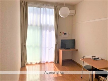 レオパレス市沢Ⅱ[1K/19.87m2]のリビング・居間1