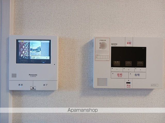 フェリーチェ IIの内装写真
