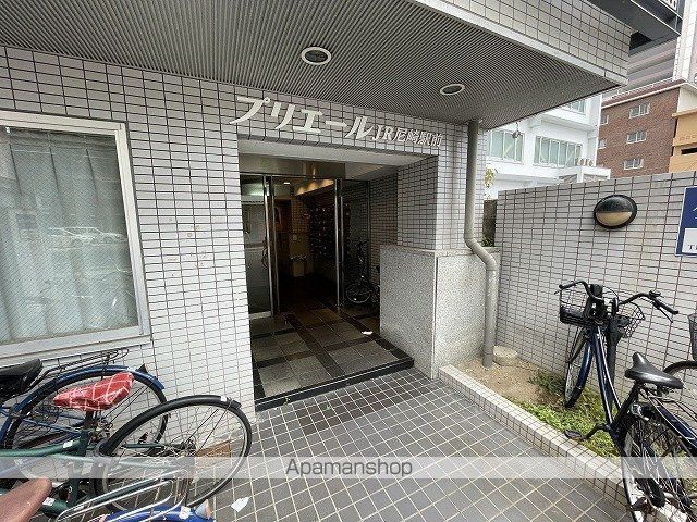 プリエールJR尼崎の玄関写真