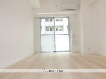 ＺＯＯＭ南麻布[1K/26.1m2]のリビング・居間