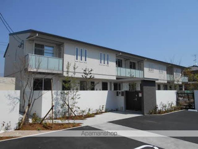 AZUL WISTERIAA棟の外観写真
