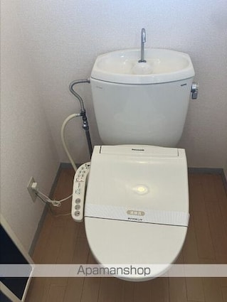プレミール東郷　Ａ[3DK/60.95m2]のトイレ