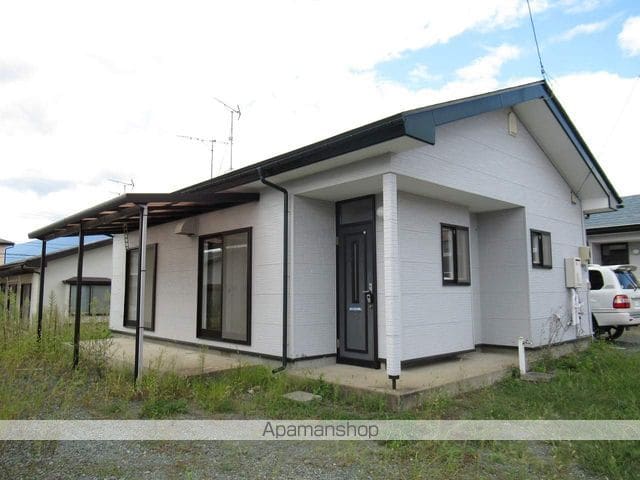 detached 岩手県滝沢市葉の木沢山413-7
地図を見る