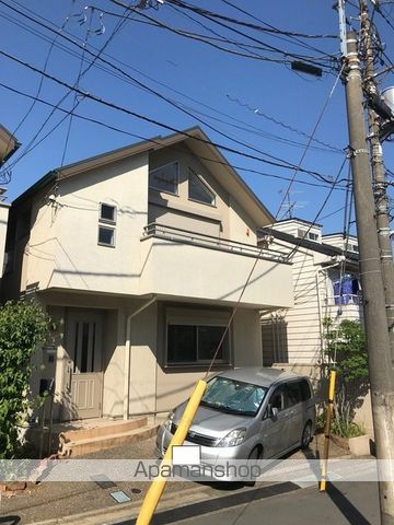 渋谷区笹塚の戸建ての外観1