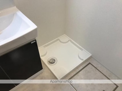 愛媛県四国中央市中曽根町[1K/30.87m2]の内装3