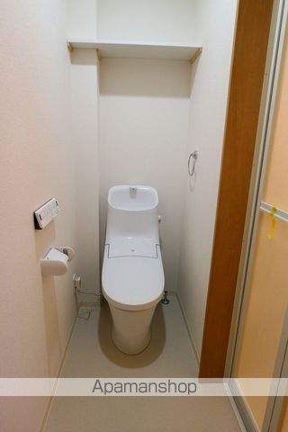 CROWN TAKAの内装写真