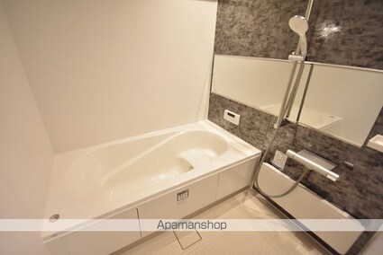 ＤーＲＯＯＭ小田原８丁目Ｉ[2LDK/52.63m2]のバス