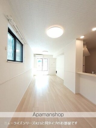 ロッソ・コルサ　Ⅰ[1LDK/50.01m2]のリビング・居間