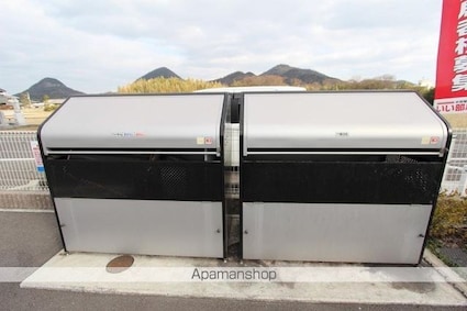 エレガンシア・ブローテⅠ[1LDK/44.7m2]の共用部2