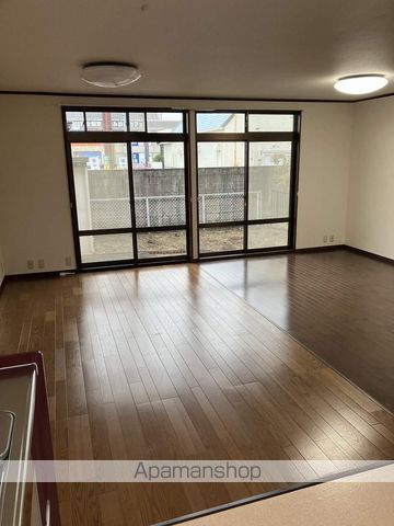 名古屋市東山線 藤が丘駅 徒歩28分 2階建 築41年の内装写真
