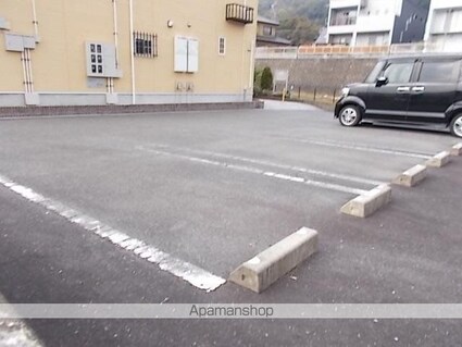 岐阜県岐阜市上土居[2LDK/63.86m2]の駐車場