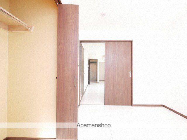 テッセラの玄関写真