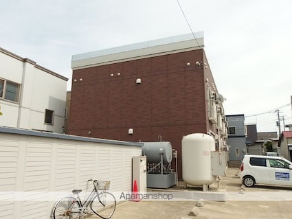 青森県青森市里見２丁目[1LDK/31.38m2]の外観3